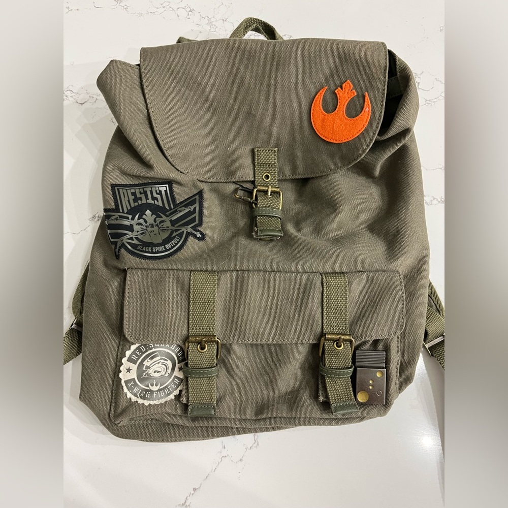 STAR WARS Galaxy’s Edge Rebel Backpack- Canvas Olive- Opening Day 2019 Promo